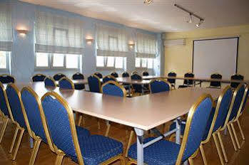 Harmony Apartahotel 4*