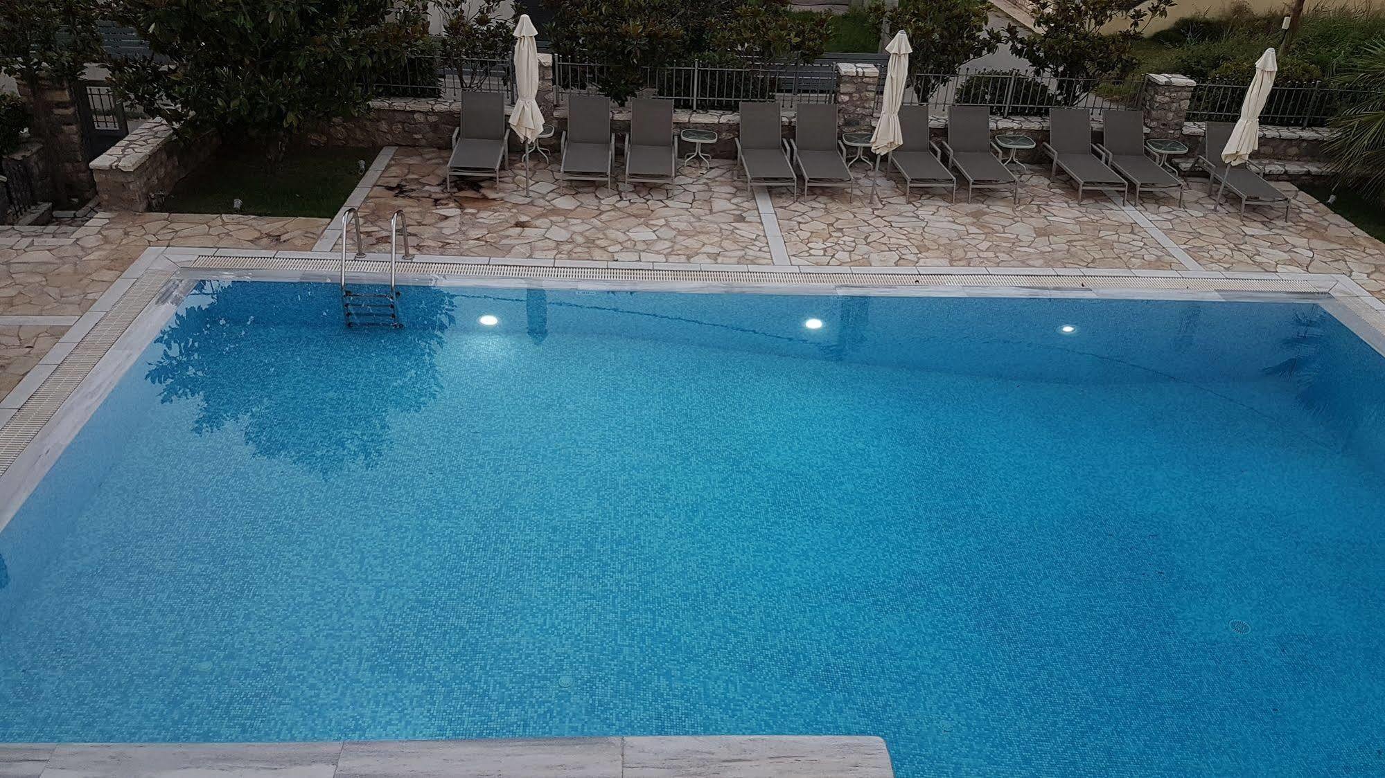 Harmony Apartahotel 4*